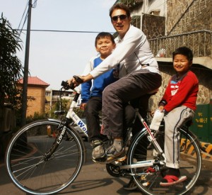 foto Matteo Tricarico progetto sportivo-umanitario 'Giro del mondo in bicicletta per i diversabi'