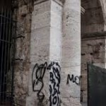 Colosseo vandali