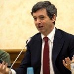 Il ministro della Giustizia Andrea Orlando nel corso della presentazione del libro "Insieme per un campo democratico e progressista", di Andrea De Maria e Virginio Merola, Roma, 5 aprile 2017. ANSA/MAURIZIO BRAMBATTI