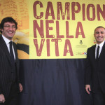 20081223 NAPOLI -SPO- Inaugurata, alla presenza dei calciatori Ciro Ferrara e fabio Cannavaro, la scuola calcio a Scampia, voluta dalla fondazione Cannavaro-Ferrara ANSA/CESARE ABBATE/
